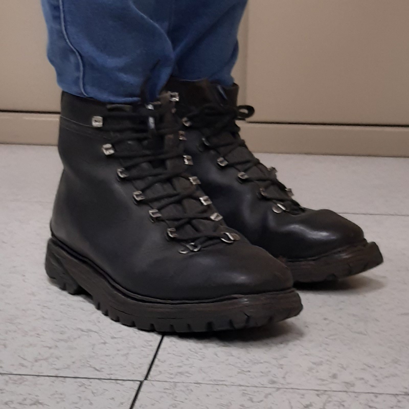 scarponi goretex usati