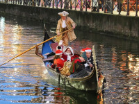 Babbo Natale arriva in gondola