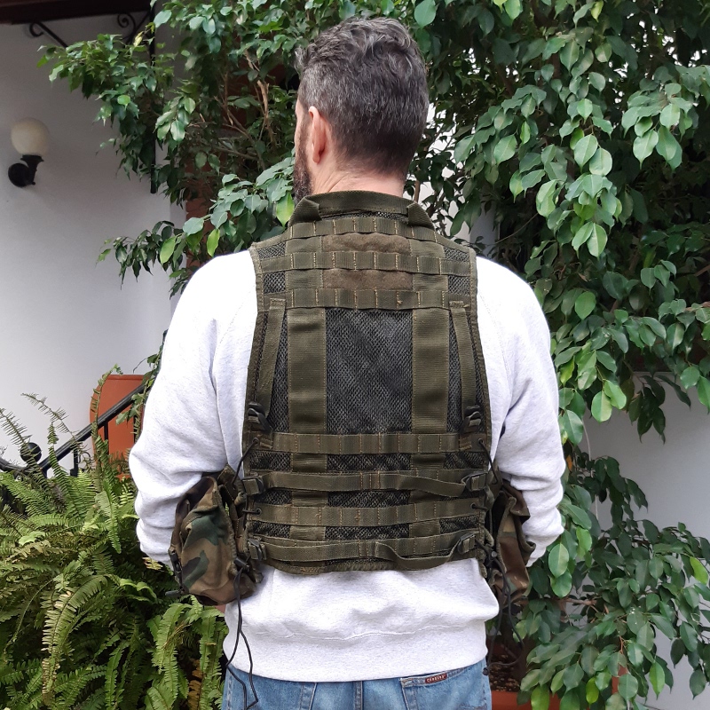 GILET TATTICO USATO