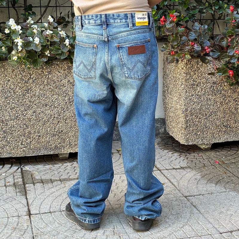 JEANS LOOSE STRAIGHT