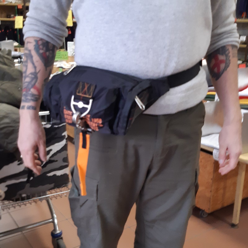 BORSA PARACADUTISTA 1