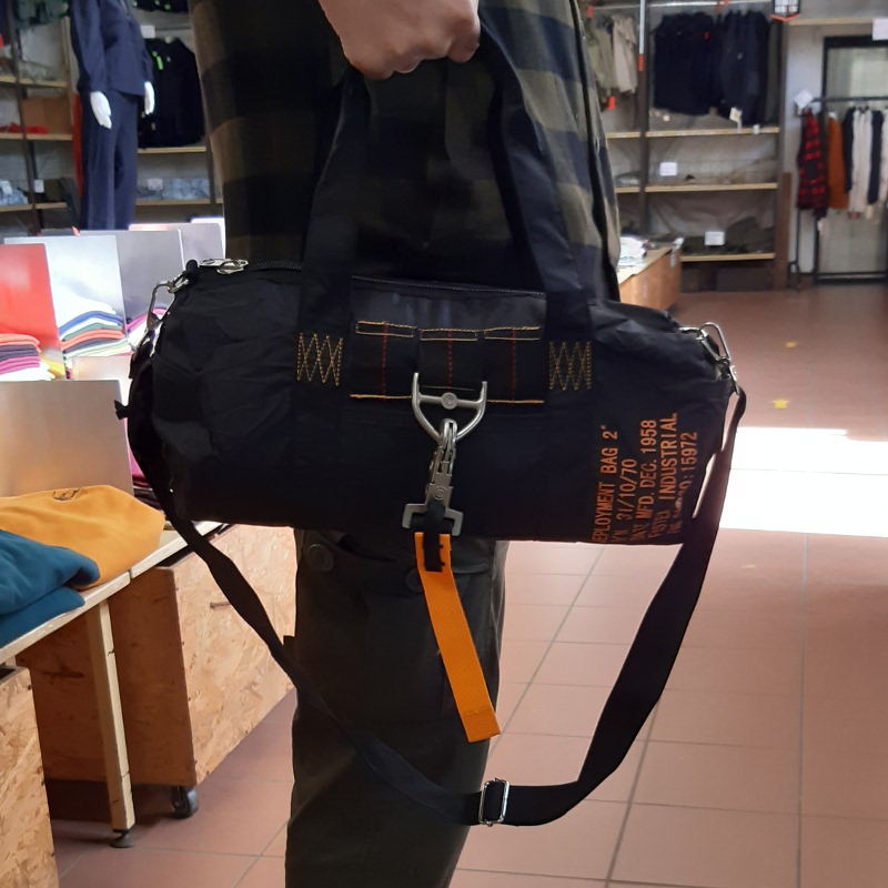 BORSA PARACADUTISTA 2