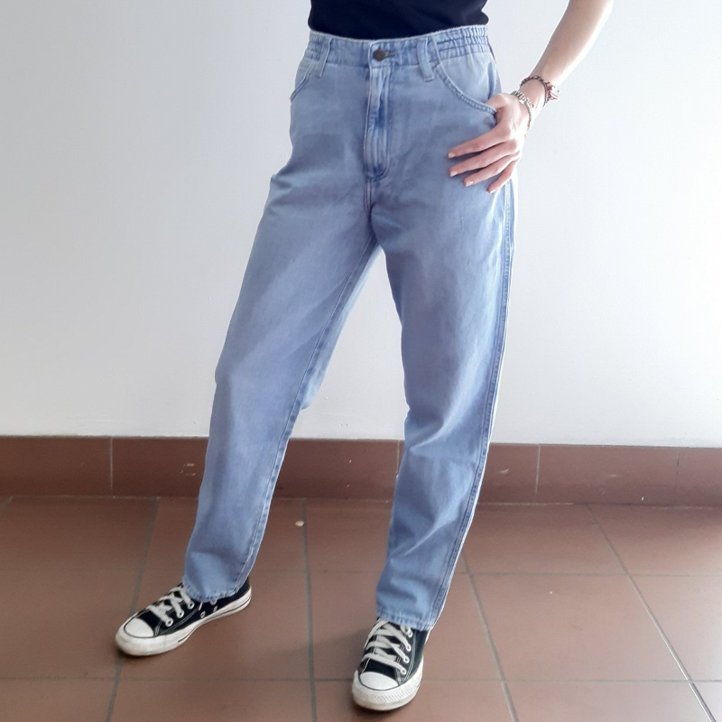 JEANS D. COMFY MOM