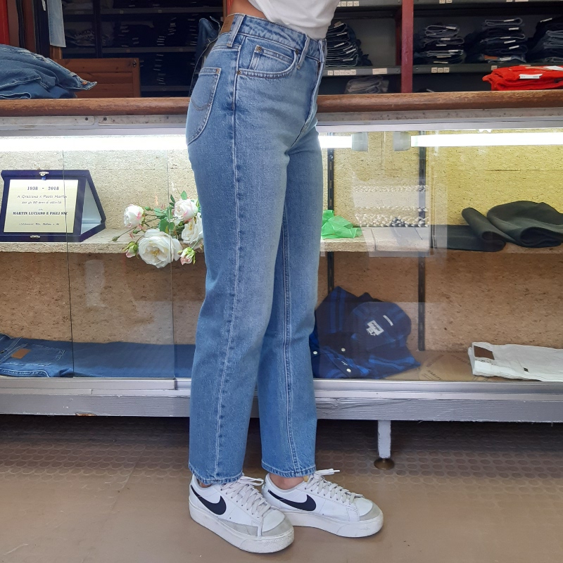 JEANS D. MOM STRAIGHT